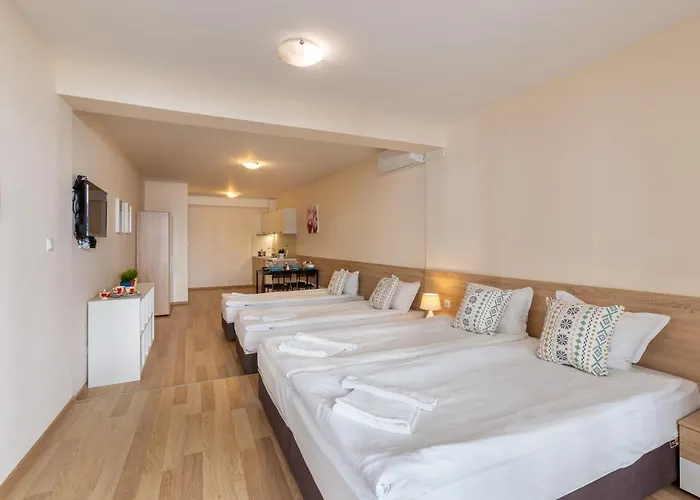 Flora * ブルガス